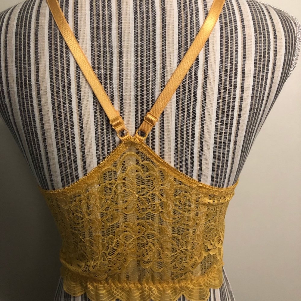Crocheted top - Picture 3 of 7